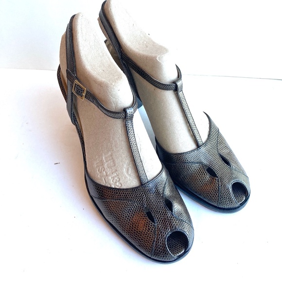 KENNETH COLE New York Leather T Strap Heels sz 8 - Picture 2 of 9